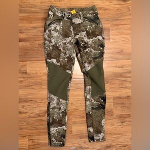 She Outdoor Adventure Pants